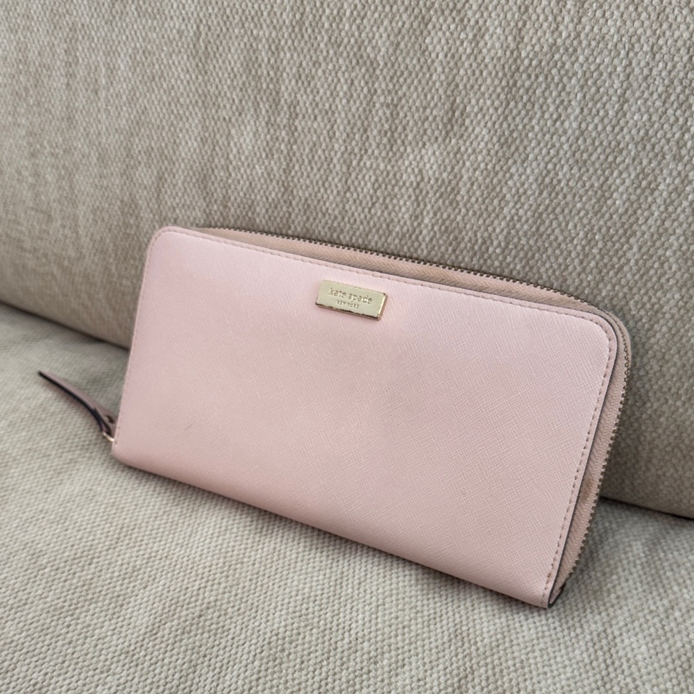 Kate Spade Blush Pink Zip Wallet